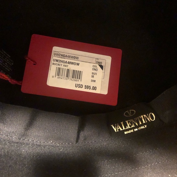 NWT $595 VALENTINO Fur Felt Bucket Hat! - Picture 16 of 16